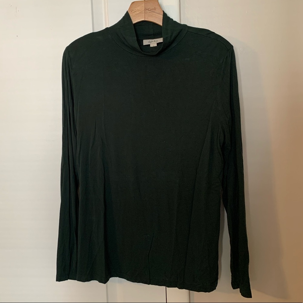 Hunter Green Women’s Turtleneck 🐢 ❤️